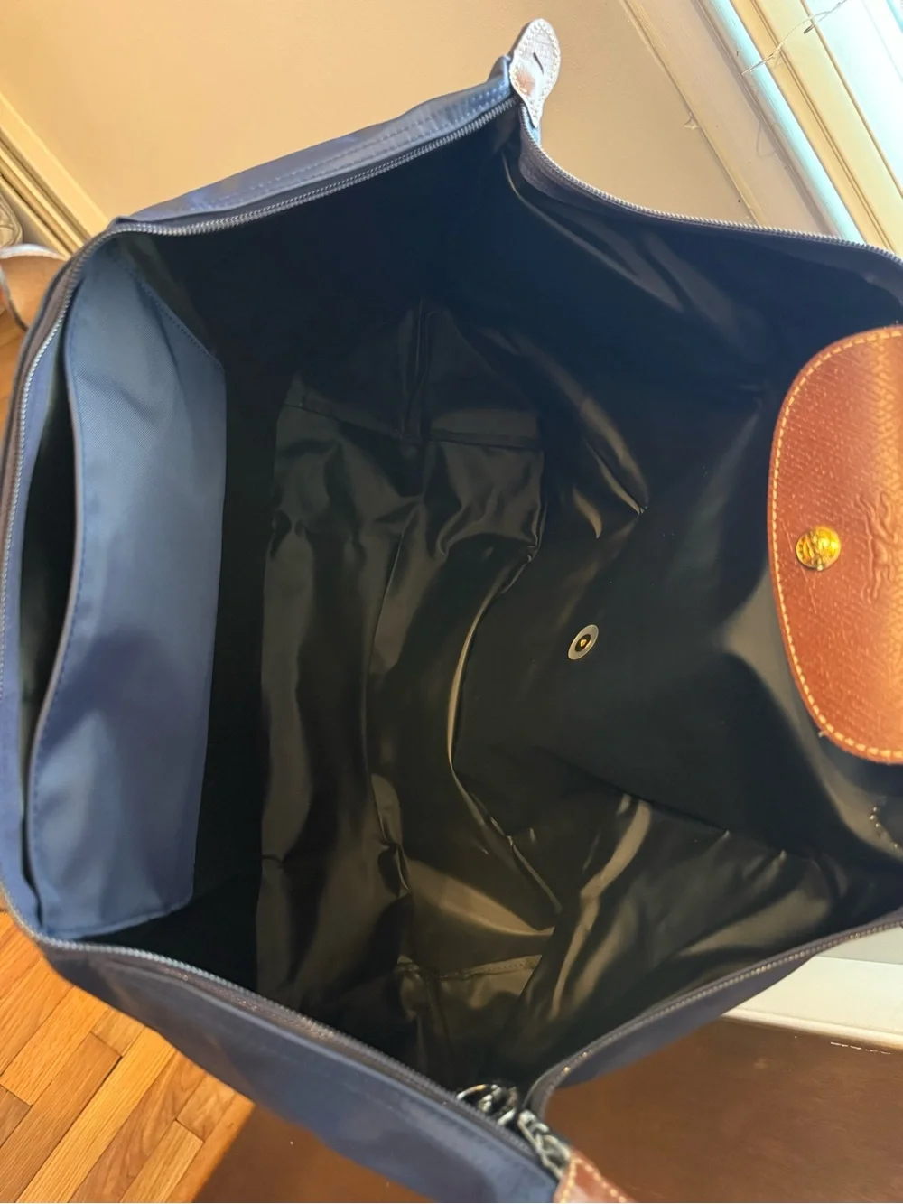 Longchamp Le Pliage “type L” large travel bag in navy blue - Picture 3 of 13